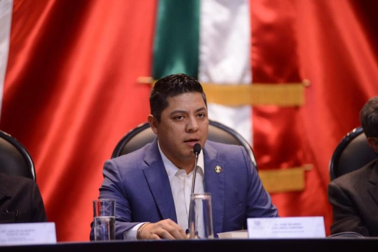 SE REÚNE RICARDO GALLARDO CON LEGISLADORES DEL PVEM Y ASPIRANTES PRESIDENCIALES