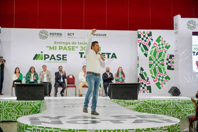 JÓVENES RECONOCEN PROGRAMA MI PASE COMO UN IMPORTANTE APOYO PARA CONTINUAR SUS ESTUDIOS