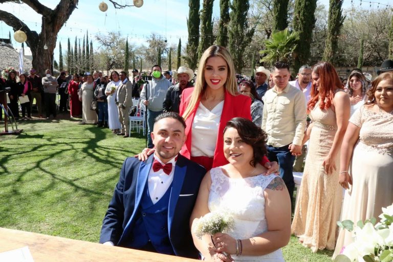 GOBIERNO DEL CAMBIO LOGRA MÁS DE MIL MATRIMONIOS CIVILES EN TODO EL ESTADO