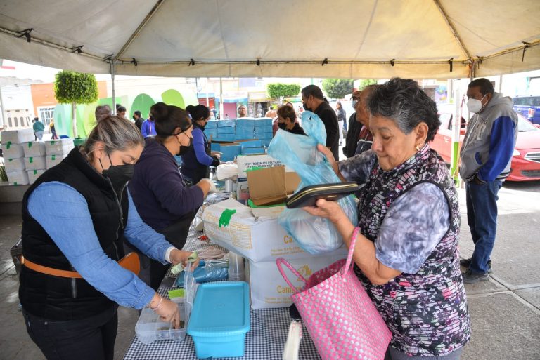 EL DIF MUNICIPAL DE SOLEDAD DIO INICIO A LA VENTA DE PESCADOS Y MARISCOS A BAJO COSTO
