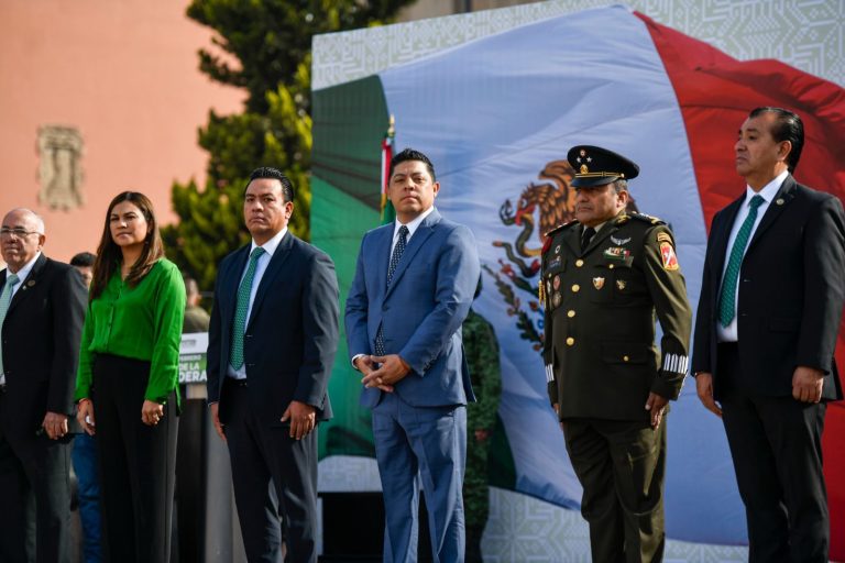 BANDERA DE MÉXICO EMBLEMA DE TODA NUESTRA HISTORIA: RICARDO GALLARDO