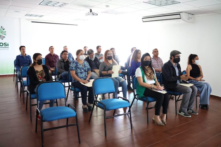 CONCLUYE ICAT Y COBACH CAPACITACIÓN A ESTUDIANTES Y DOCENTES