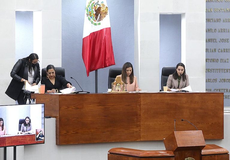 APRUEBAN REFORMAS AL CÓDIGO PENAL DEL ESTADO DE SAN LUIS POTOSÍ, PARA AUMENTAR EN DOS TERCERAS PARTES LA SANCIÓN POR LA COMISIÓN DEL DELITO DE ROBO A CASA HABITACIÓN