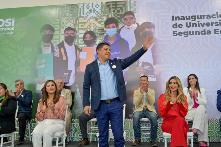CON FERIA DE UNIVERSIDADES SE ABREN MÁS OPORTUNIDADES A JÓVENES EN SLP: RICARDO GALLARDO