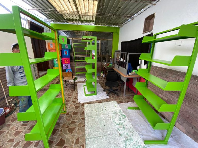REHABILITAN MOBILIARIO DE BIBLIOTECAS MUNICIPALES DE SOLEDAD