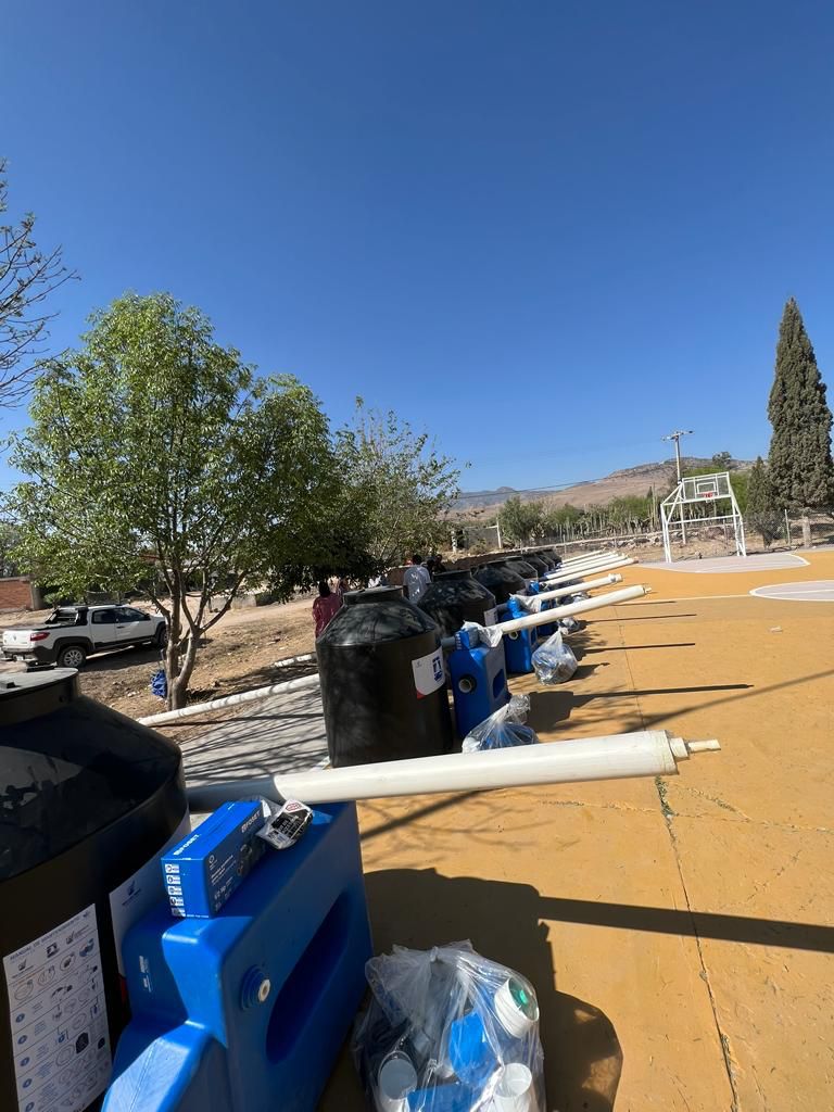 El Gobierno de la Capital beneficia a habitantes de la comunidad de Arroyos, en La Pila, con el Programa Con Mi Cisterna Sí