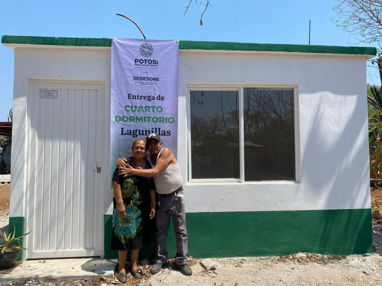 GOBIERNO DEL CAMBIO BRINDA VIVIENDA DIGNA A LAS Y LOS POTOSINOS: SEDESORE
