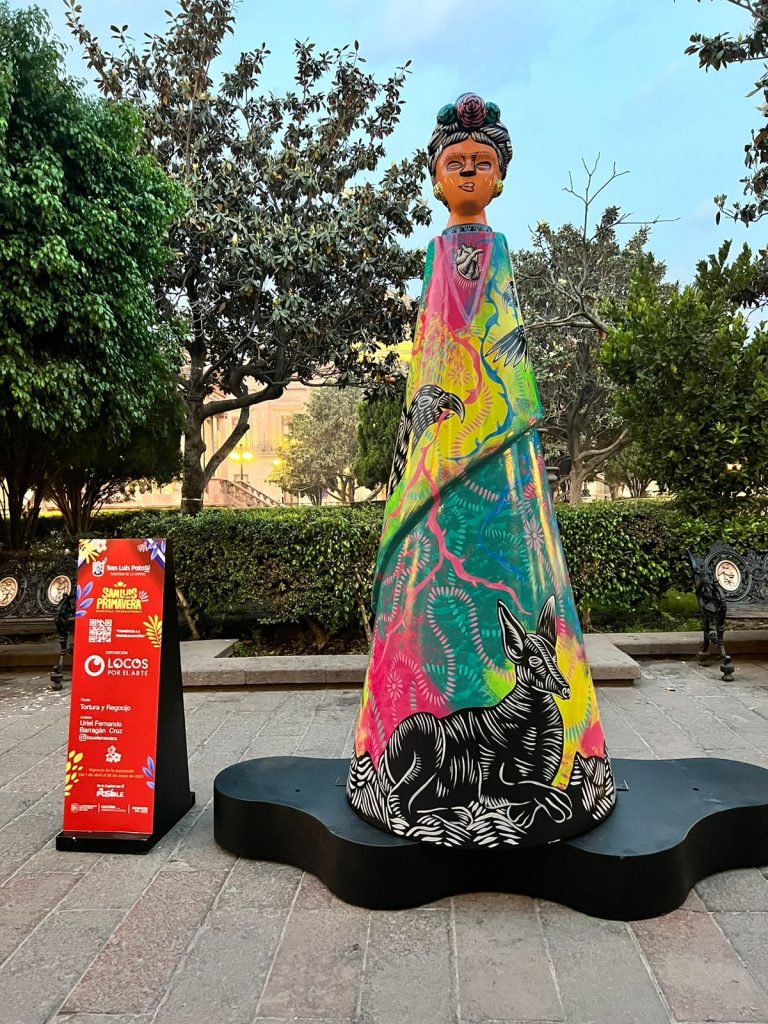 ¡Ya puedes visitar la exposición escultórica monumental “Locos por el Arte”, en el Centro Histórico!