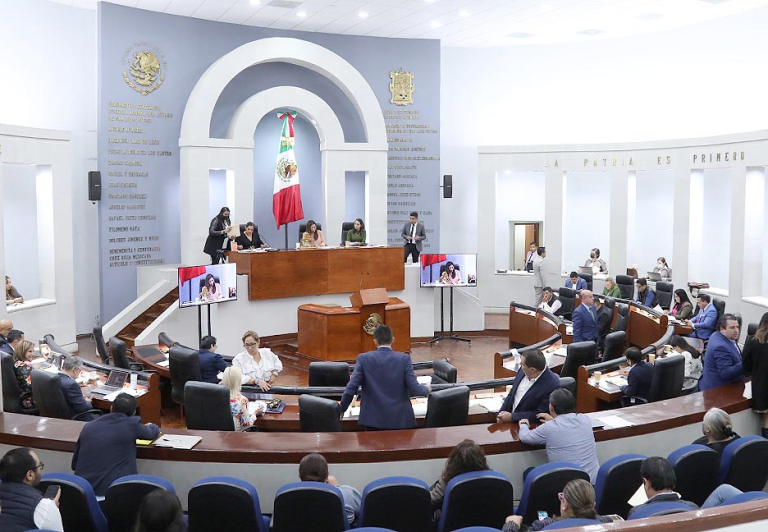 LEGISLADORES DE DIFERENTES GRUPOS PARLAMENTARIOS SE PRONUNCIARON PORQUE LAS AUTORIDADES ATIENDAN Y ENCUENTREN UNA SOLUCIÓN A LA CRISIS POR ABASTO DE AGUA POTABLE.