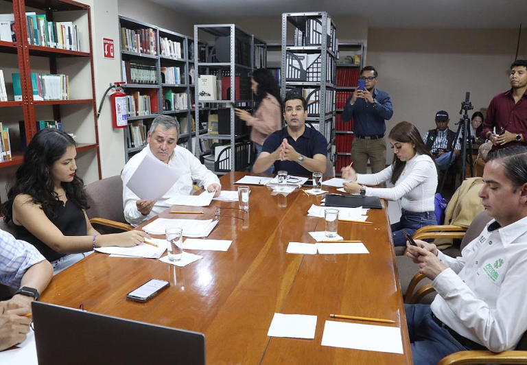 Contempla prohibir el uso de animal de monta, para realizar trabajos de carga, tiro y labranza: Dip. Eloy Franklin Sarabia.