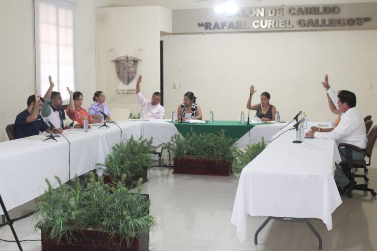 APRUEBA CABILDO VALLENSE ACCIONES EN FAVOR DE FAMILIAS QUE BUSCAN CERTEZA JURÍDICA DE PREDIOS EN FRACC EN CARMEN