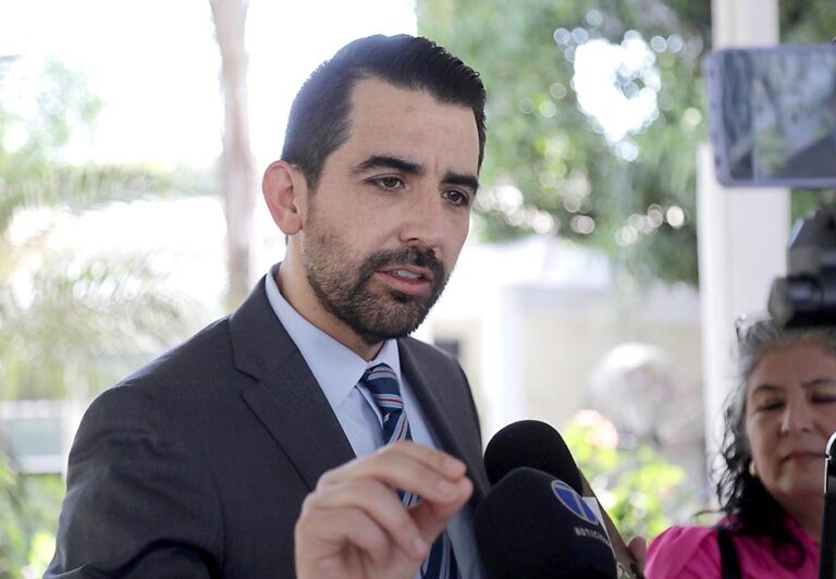 BUSCAN FORTALECER LAS POLÍTICAS PÚBLICAS PARA LA PROTECCIÓN Y FORTALECIMIENTO DE LAS FAMILIAS
