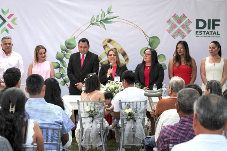 44 PAREJAS FORMALIZAN SU UNIÓN EN LOS MATRIMONIOS COLECTIVOS 2026