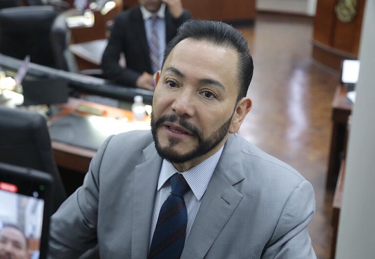REITERA EL DIP. HÉCTOR SERRANO CORTÉS RESPETO Y RECONOCIMIENTO A QUIENES EJERCEN EL PERIODISMO CON RESPONSABILIDAD Y PROFESIONALISMO